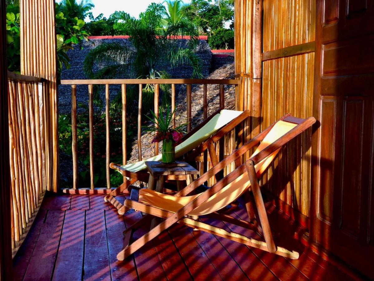 Floraly Komba Hotel - Nosy Komba Chambre photo